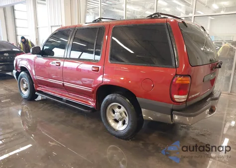 2000 Ford Explorer Xlt from USA, damaged, VIN 1FMZU73E7YZC41763